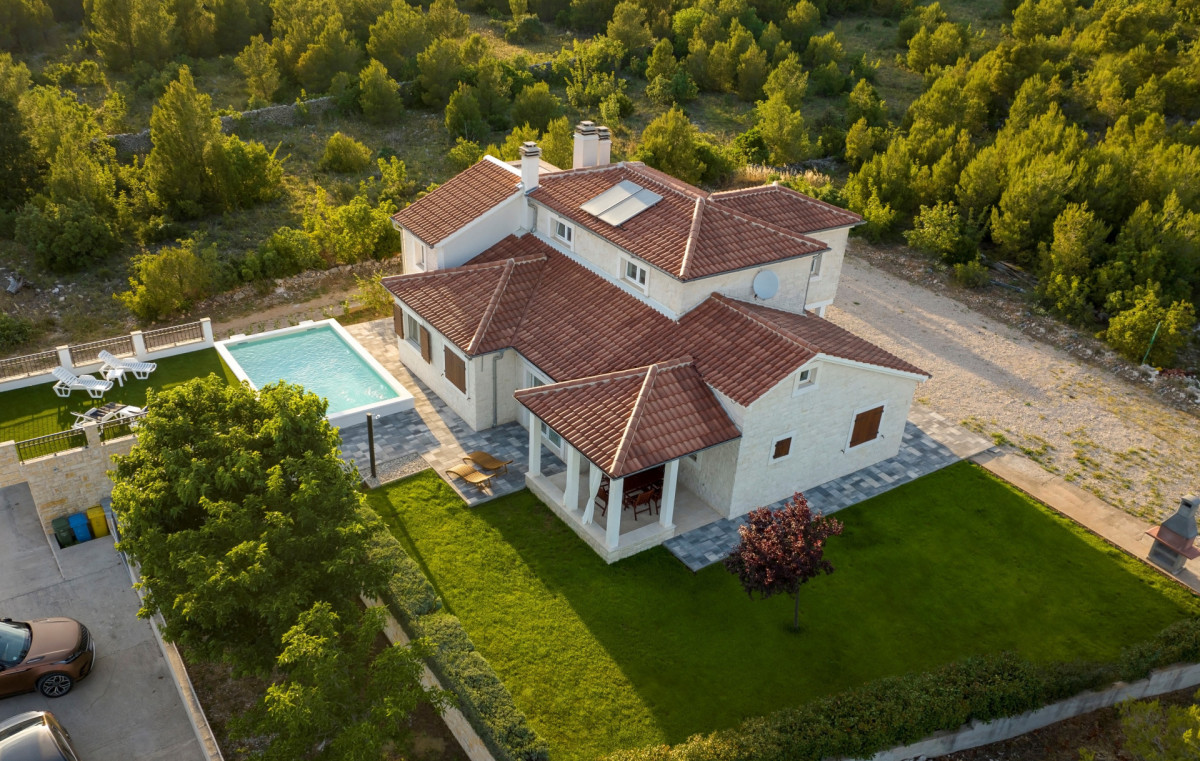 Villa Whitestone