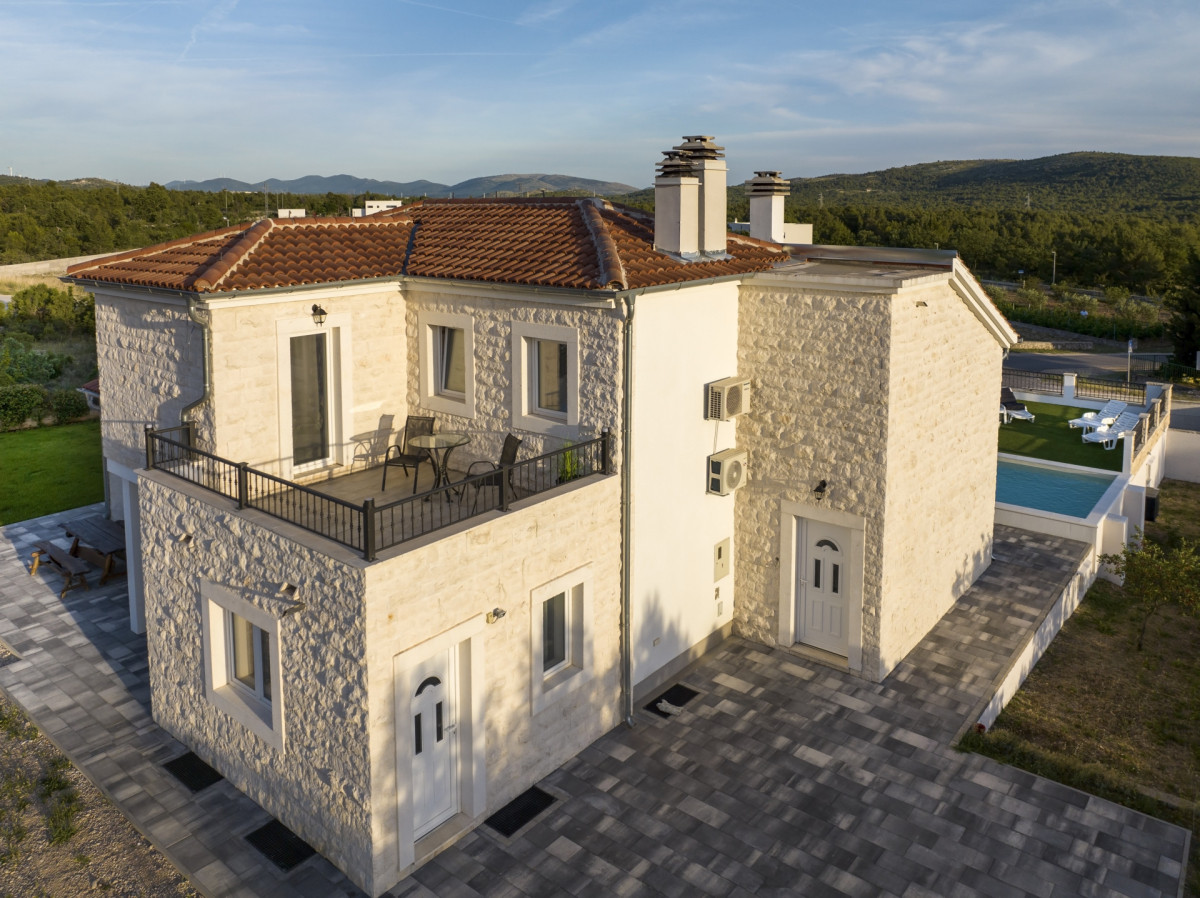Villa Whitestone
