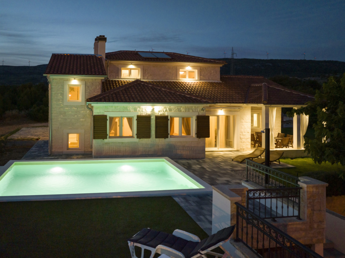 Villa Whitestone