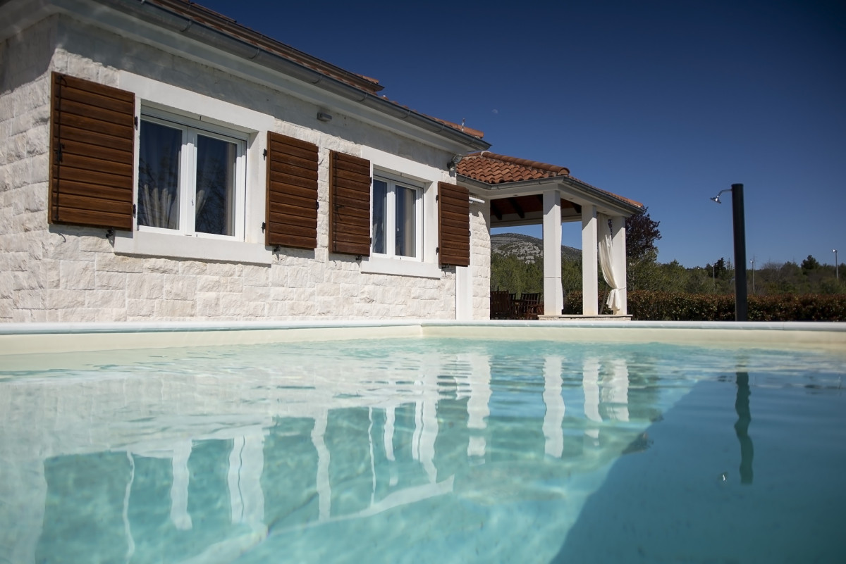 Villa Whitestone