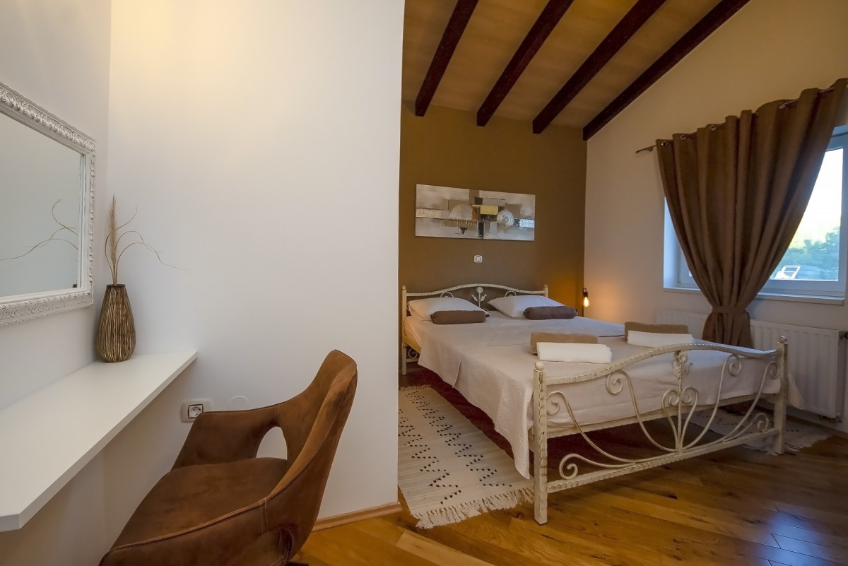 Villa Whitestone