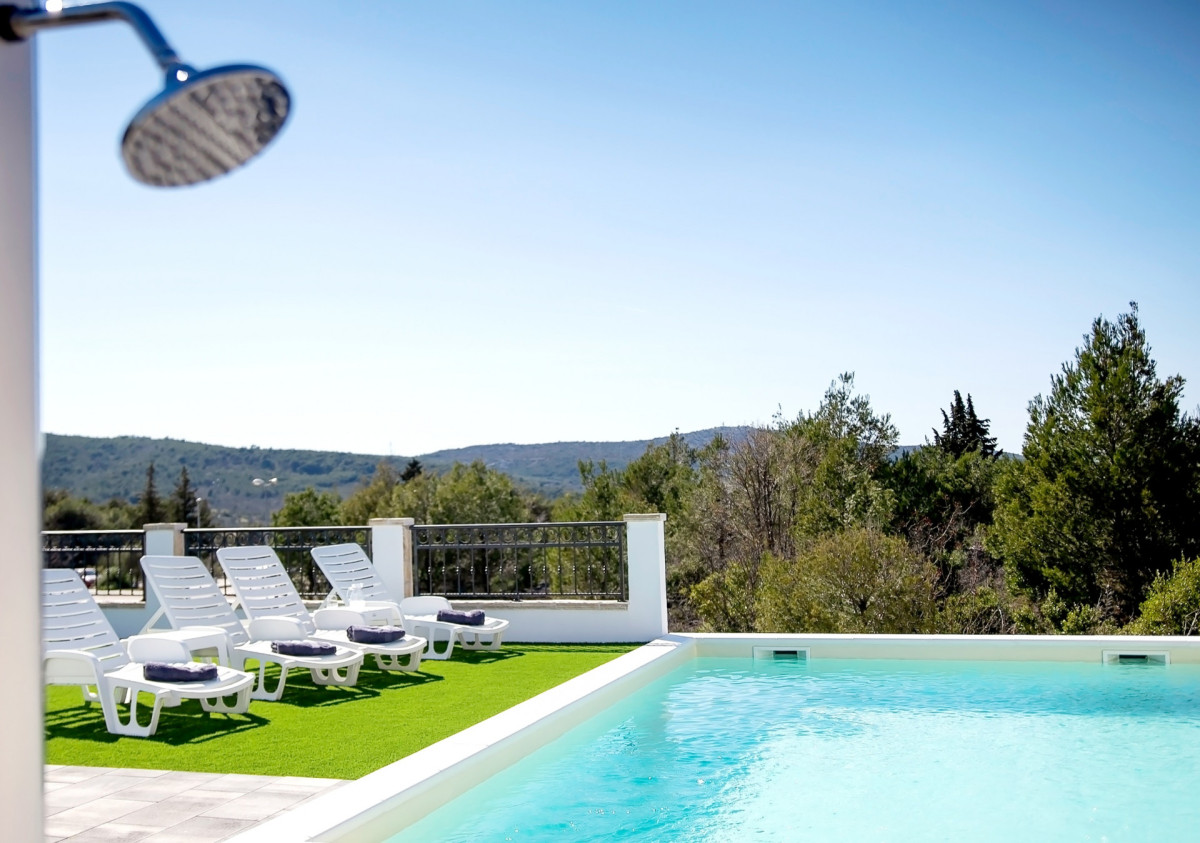 Villa Whitestone