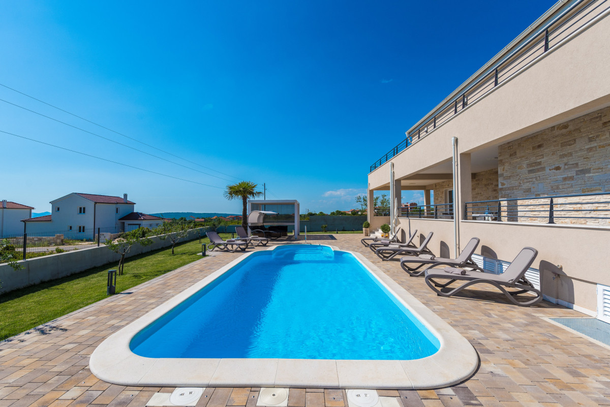 Villa Sol Invictus