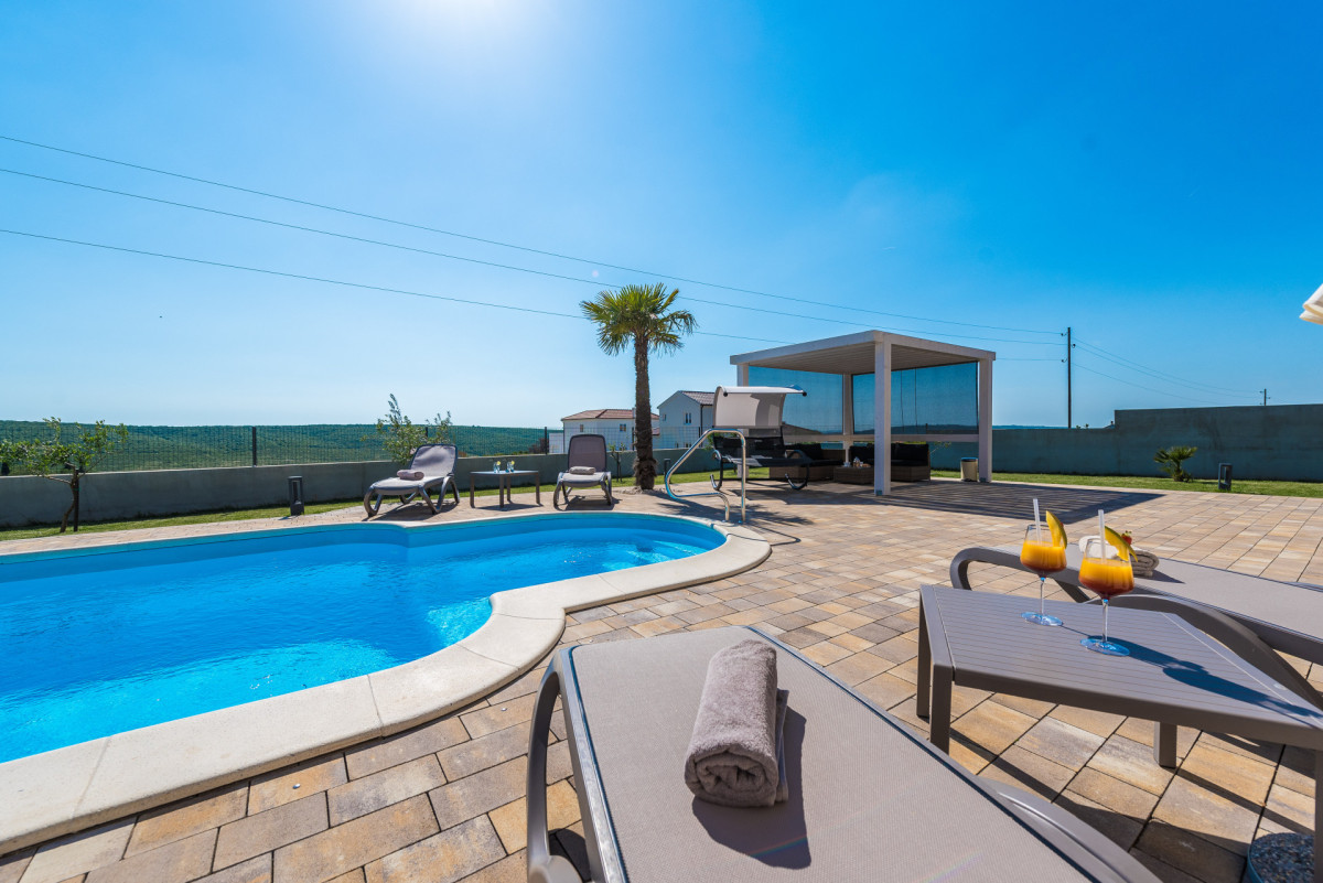 Villa Sol Invictus