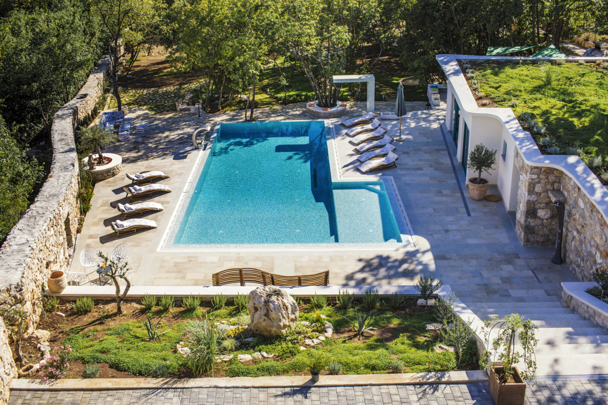 Villa G