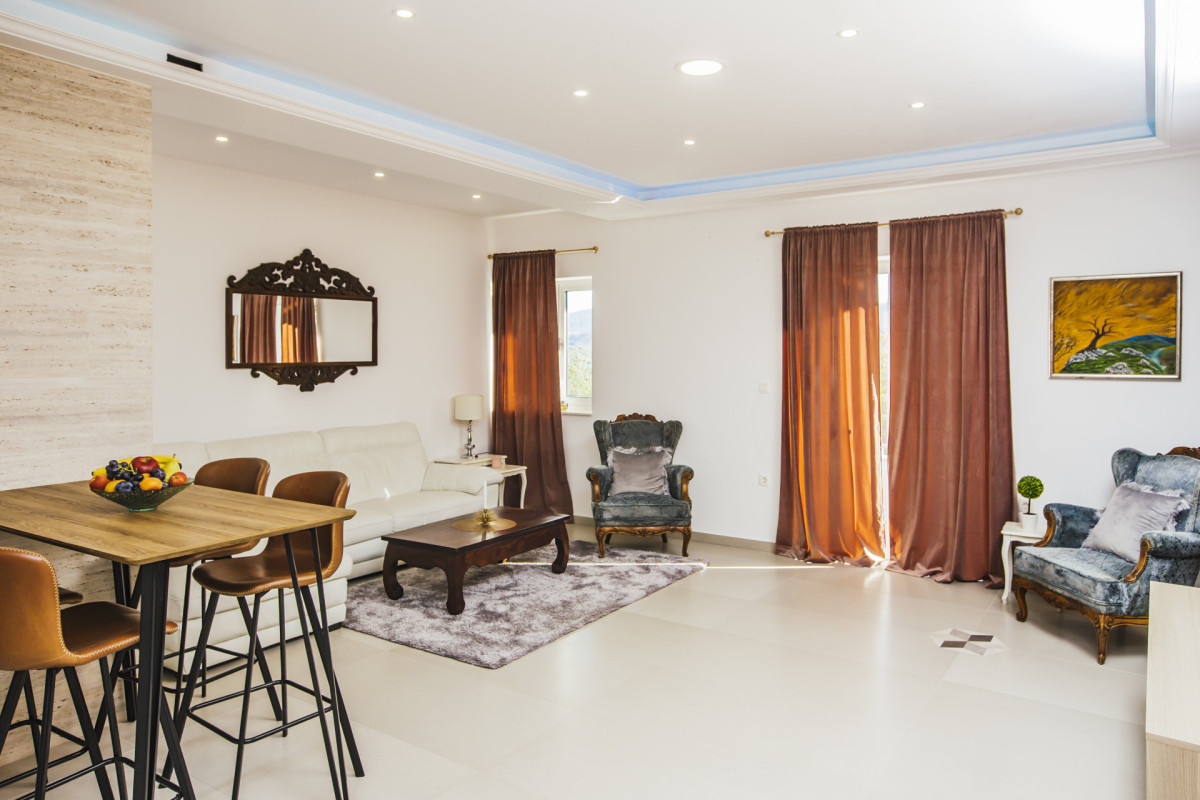 Villa G