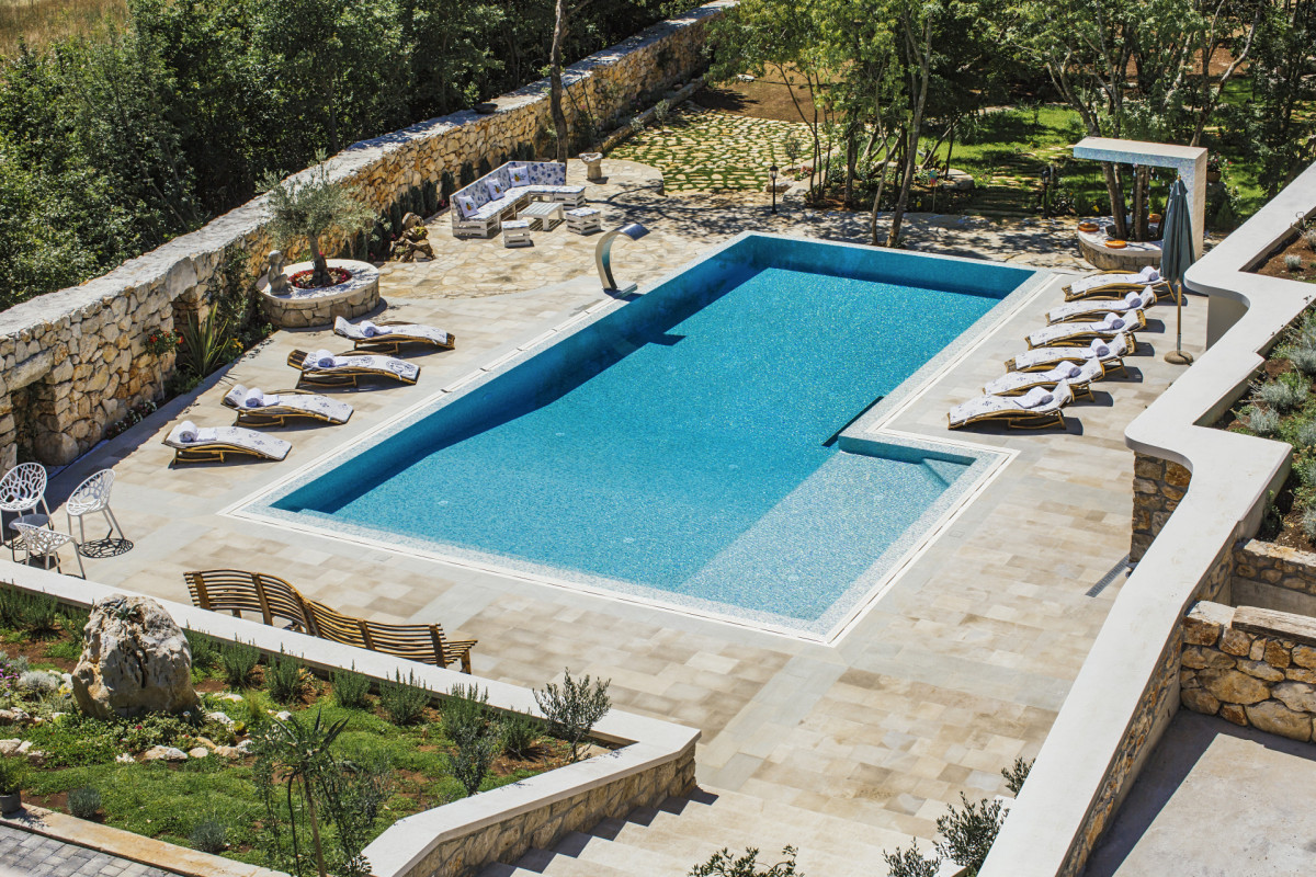 Villa G