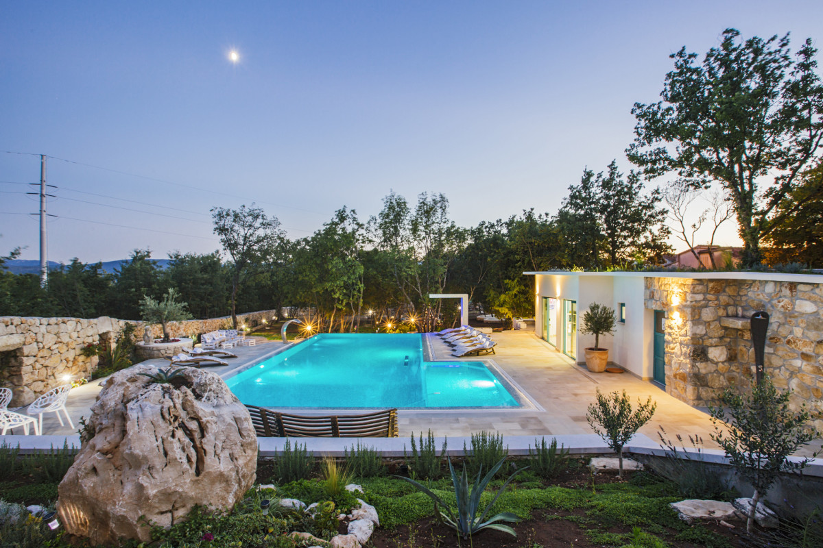 Villa G