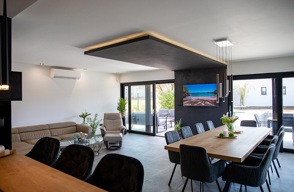 Villa Onxy in Premantura with a sea view