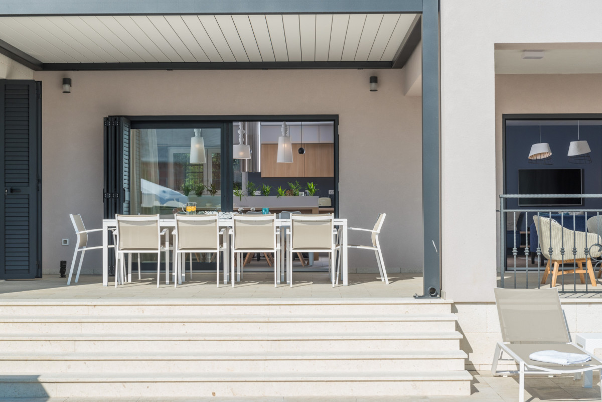 Villa Adora