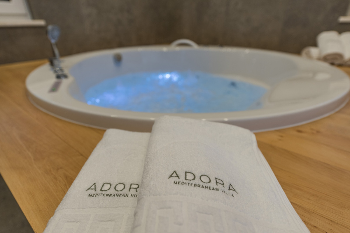 Villa Adora