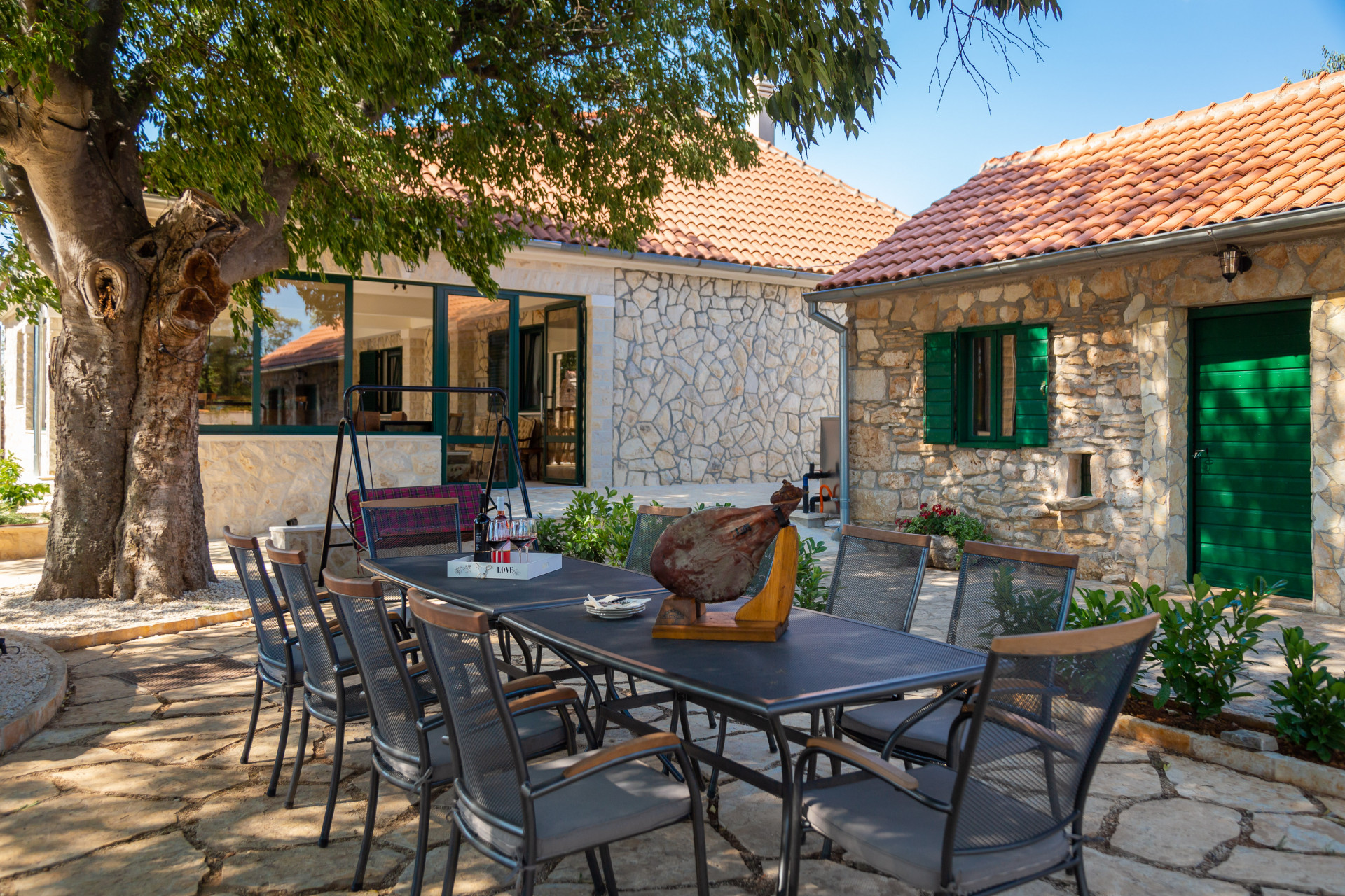 Villa Tošić Estate