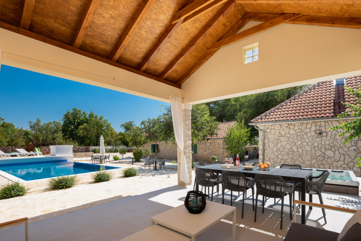Villa Tosic Estate