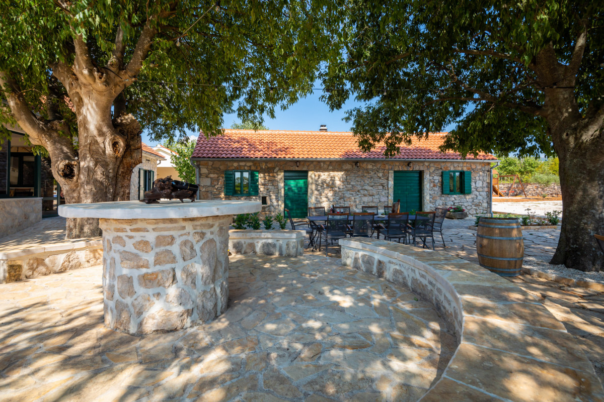 Villa Tosic Estate