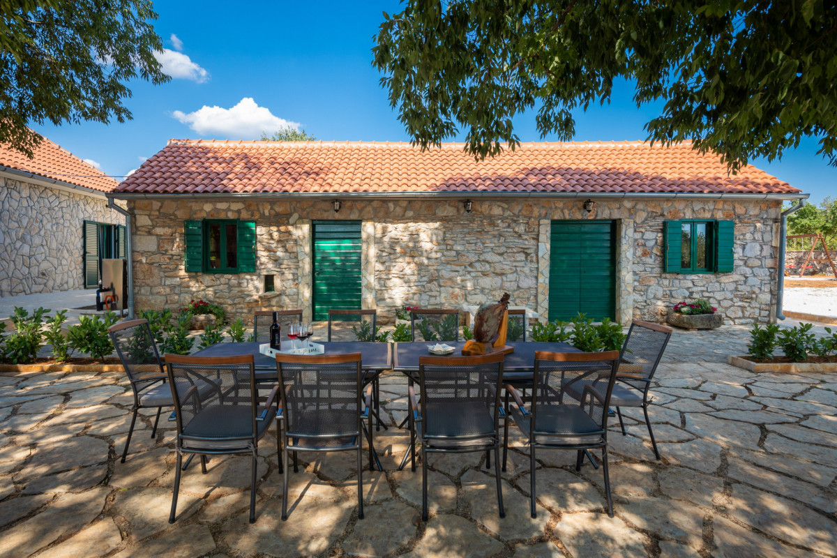 Villa Tosic Estate