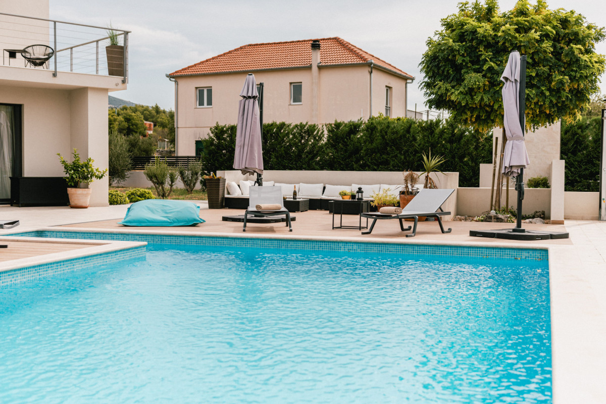 Villa B4