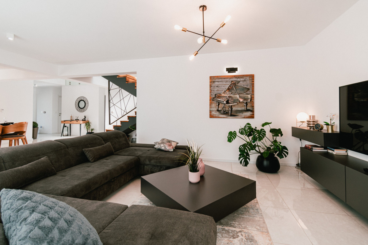 Villa B4