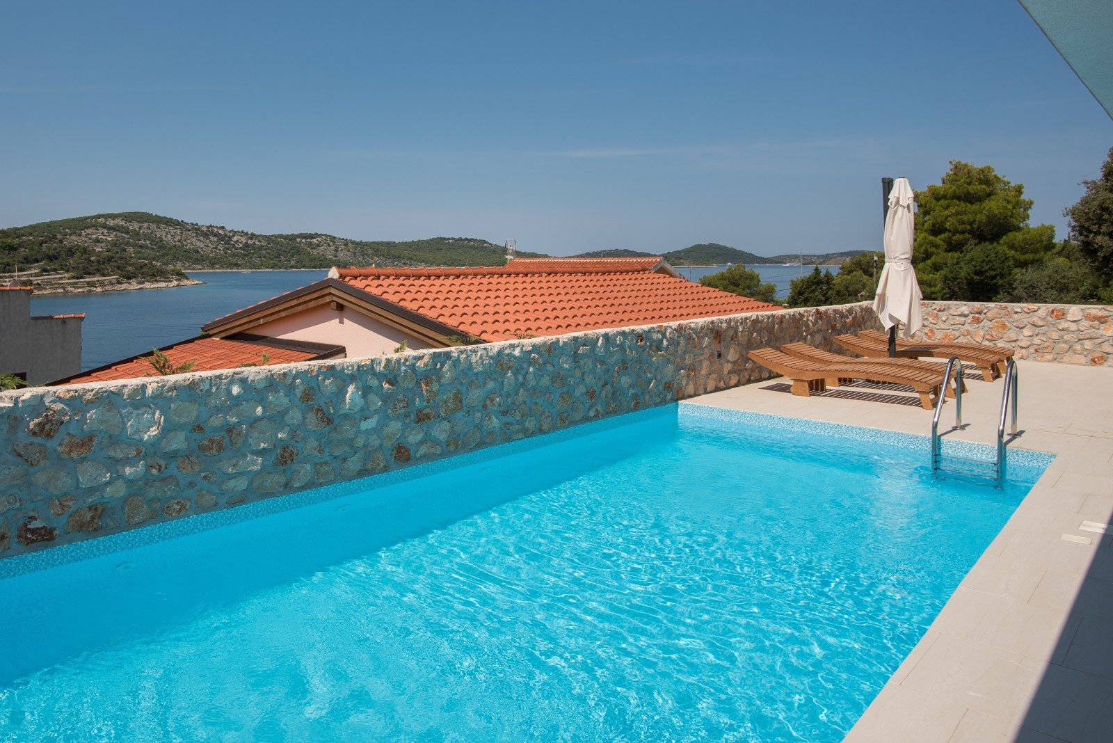 Seaview Villa White Rock