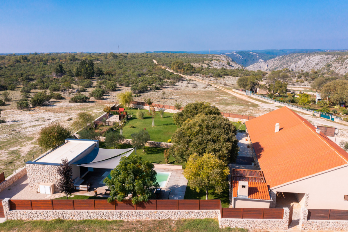 Villa Touch of Nature