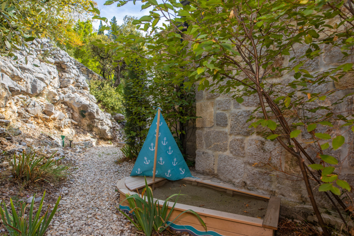 Villa 2M