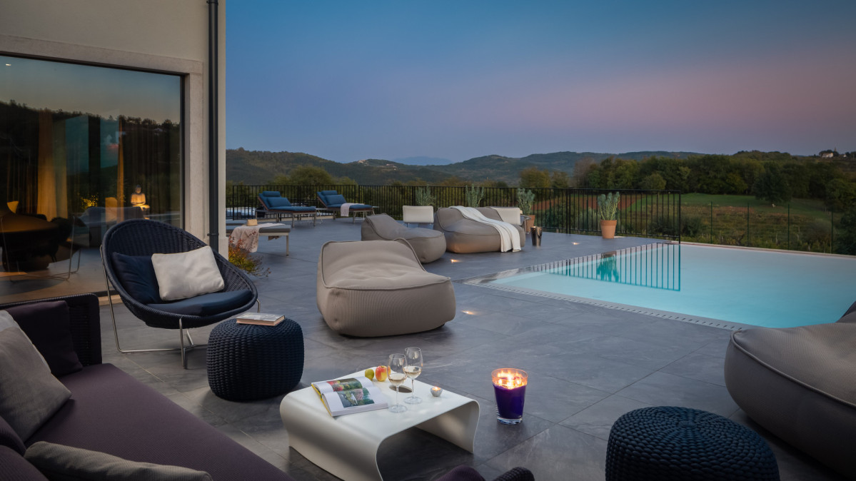 Villa Cypress Hill