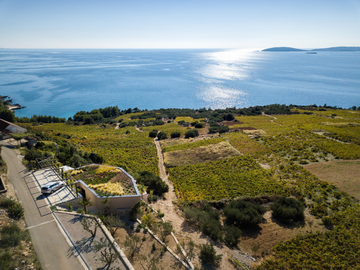 Villa Bevel