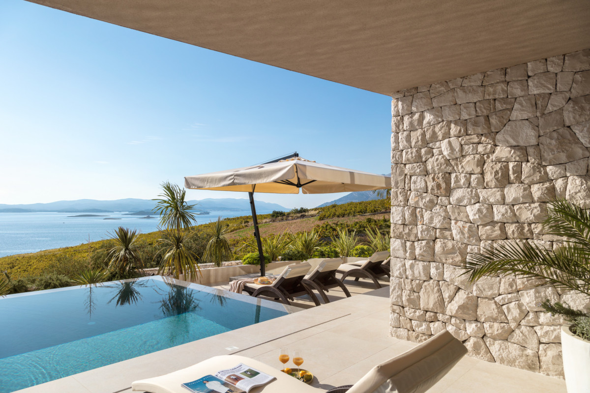 Villa Bevel