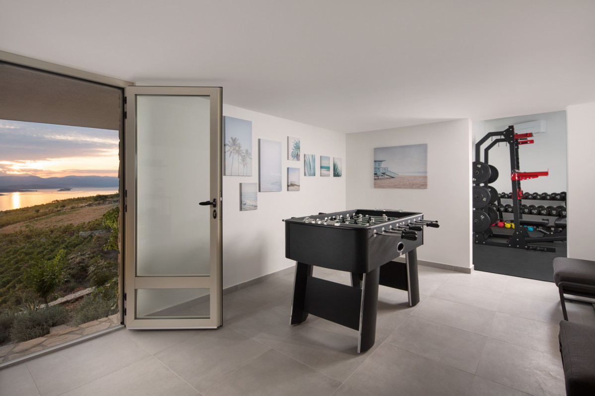 Villa Bevel