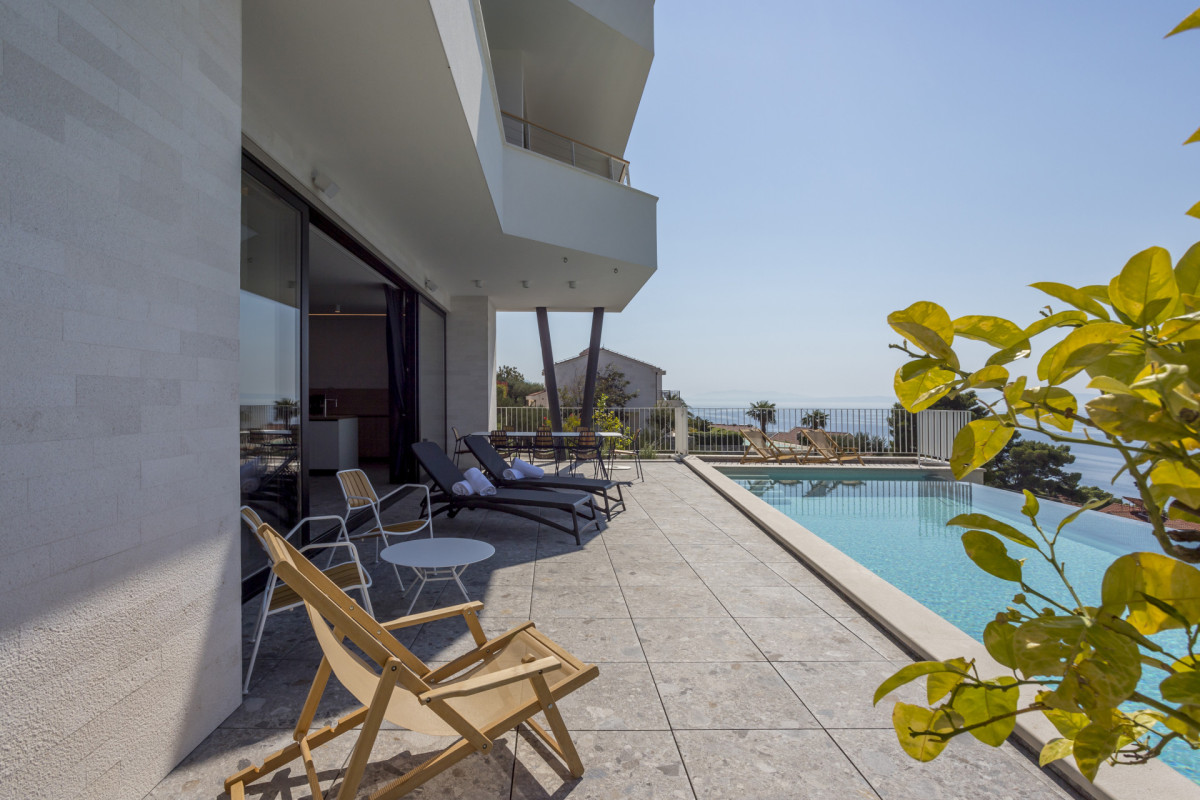 Villa Monachus II