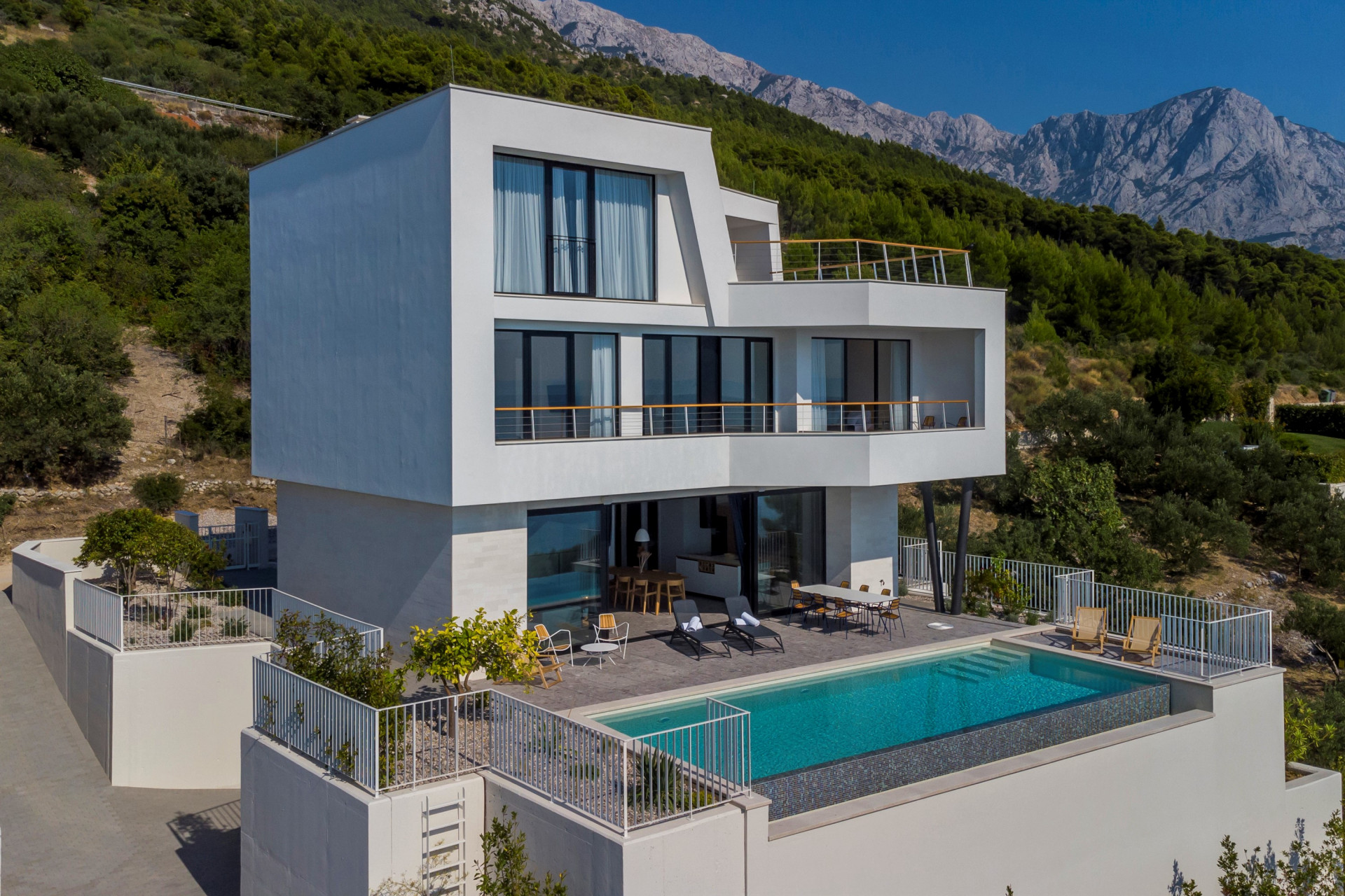 Villa Monachus II