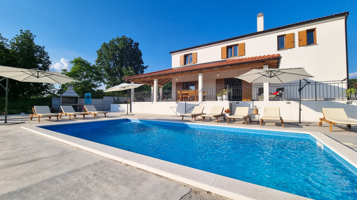 Villa Roža