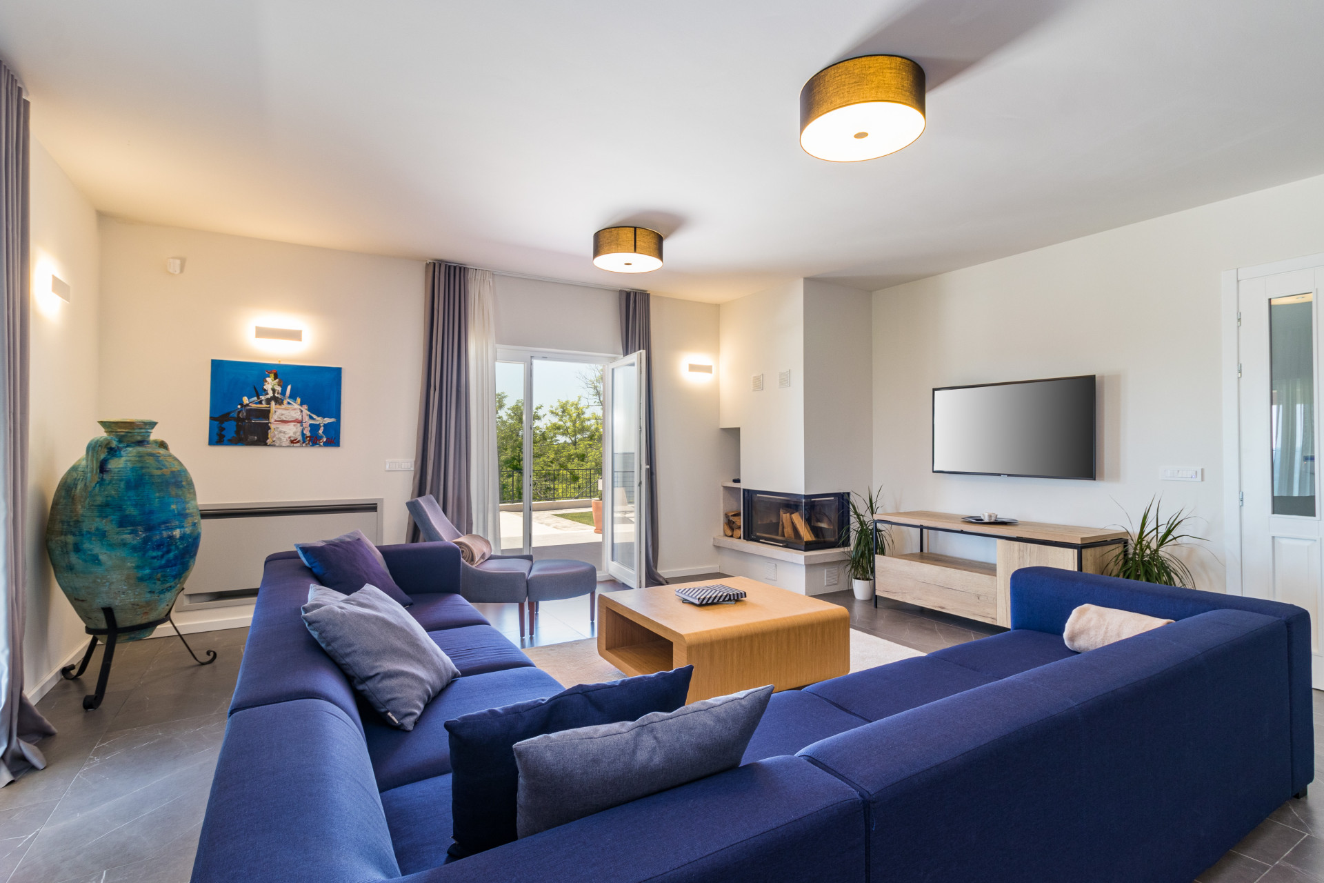 Villa Rainis Hill Top