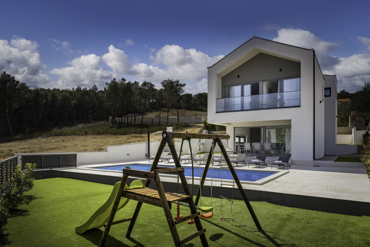 Villa Pine