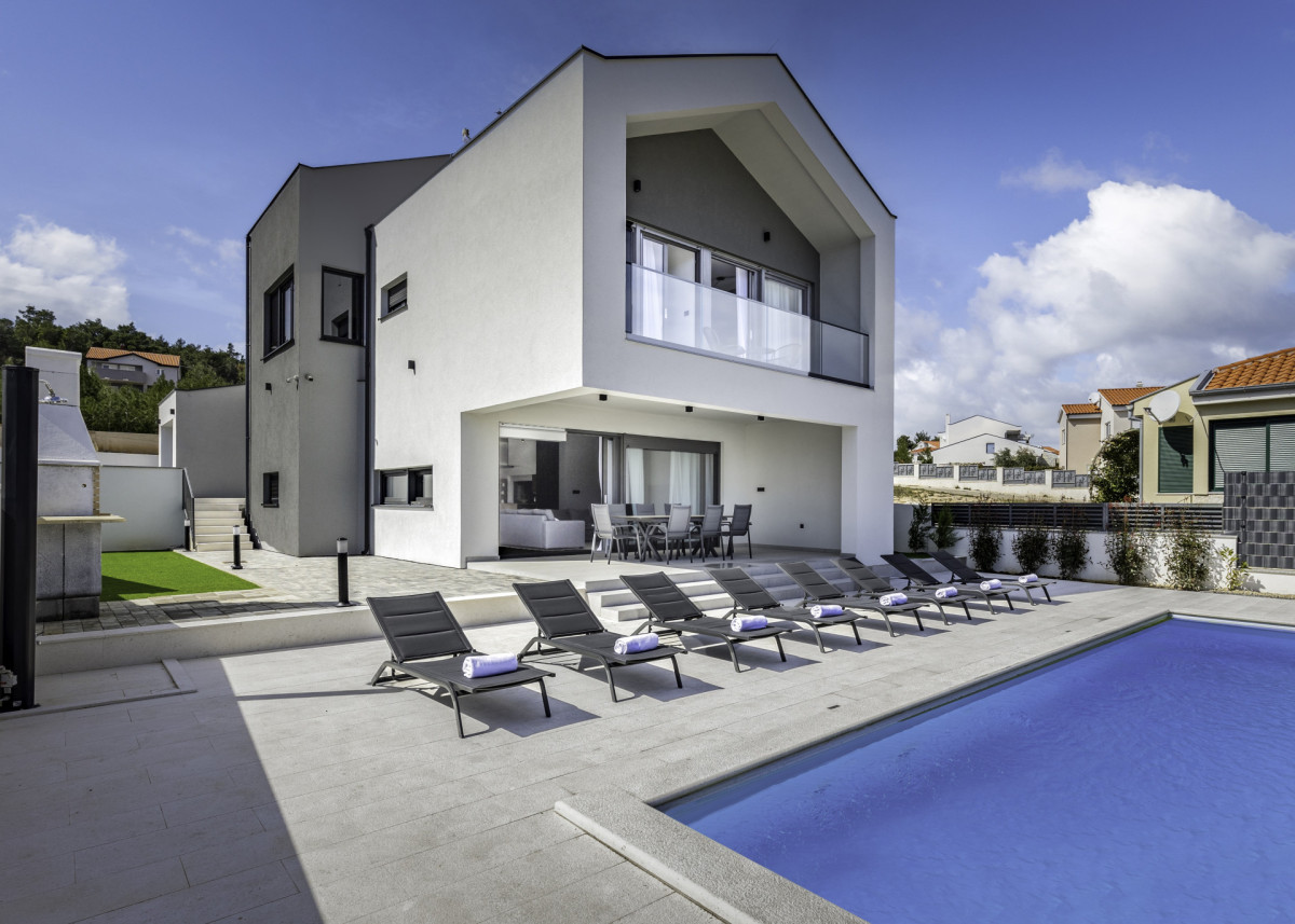 Villa Pine