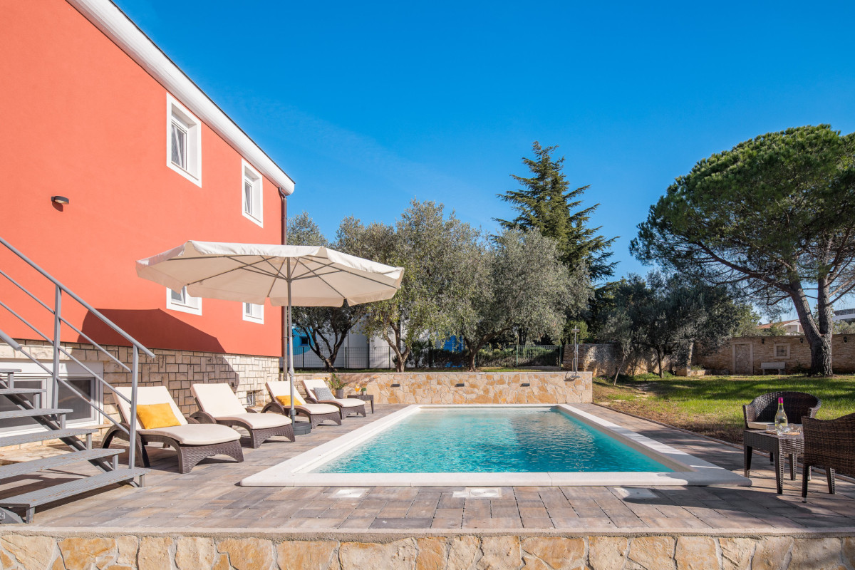 Villa Polion Peroj