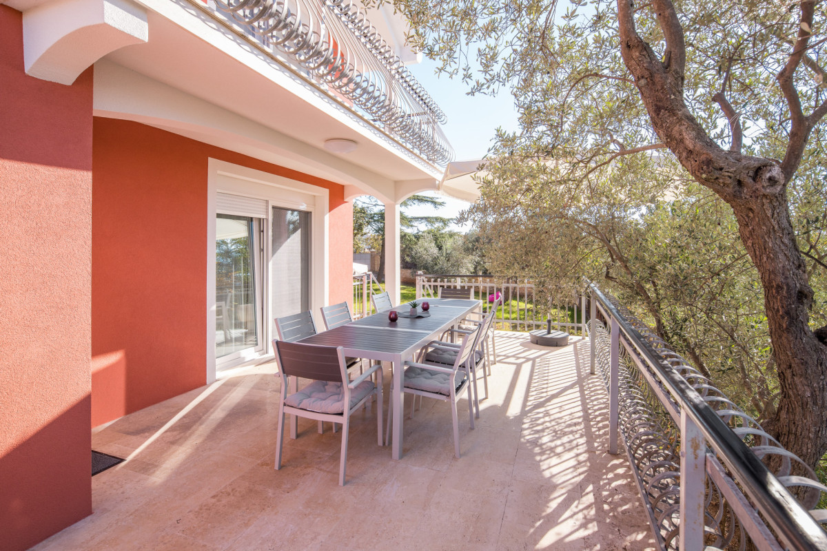 Villa Polion Peroj