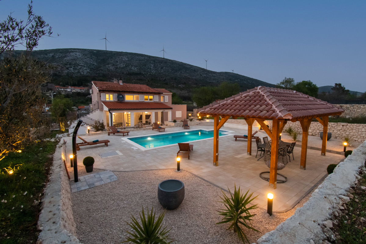 Villa Natura Piedra near Šibenik