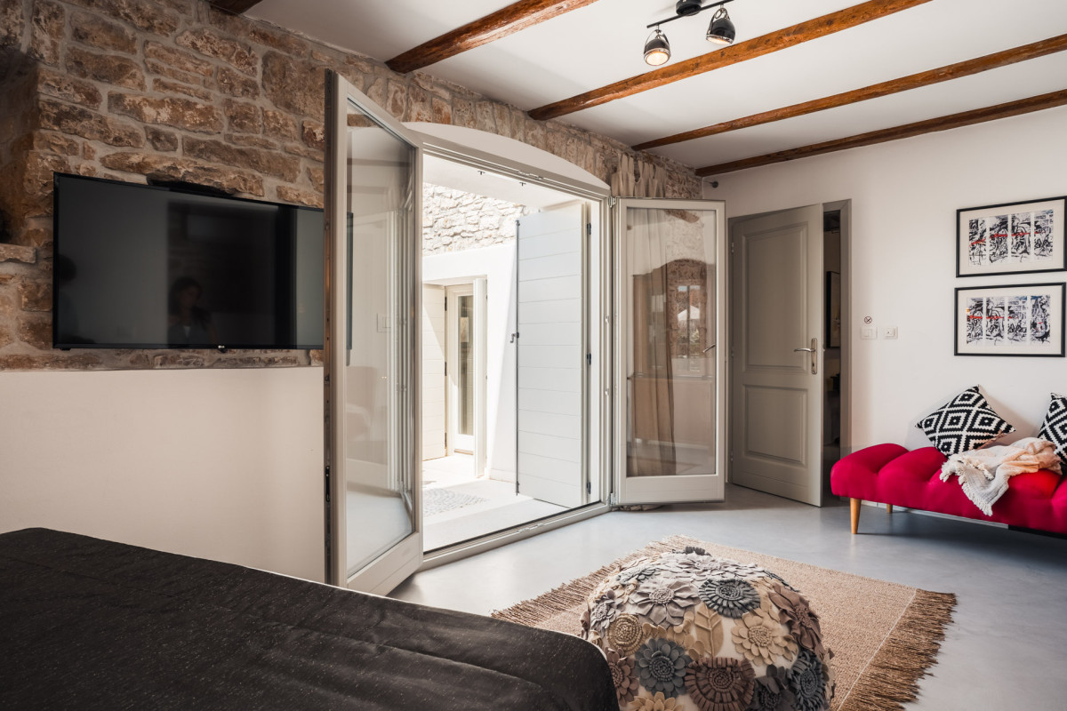 Villa Nar