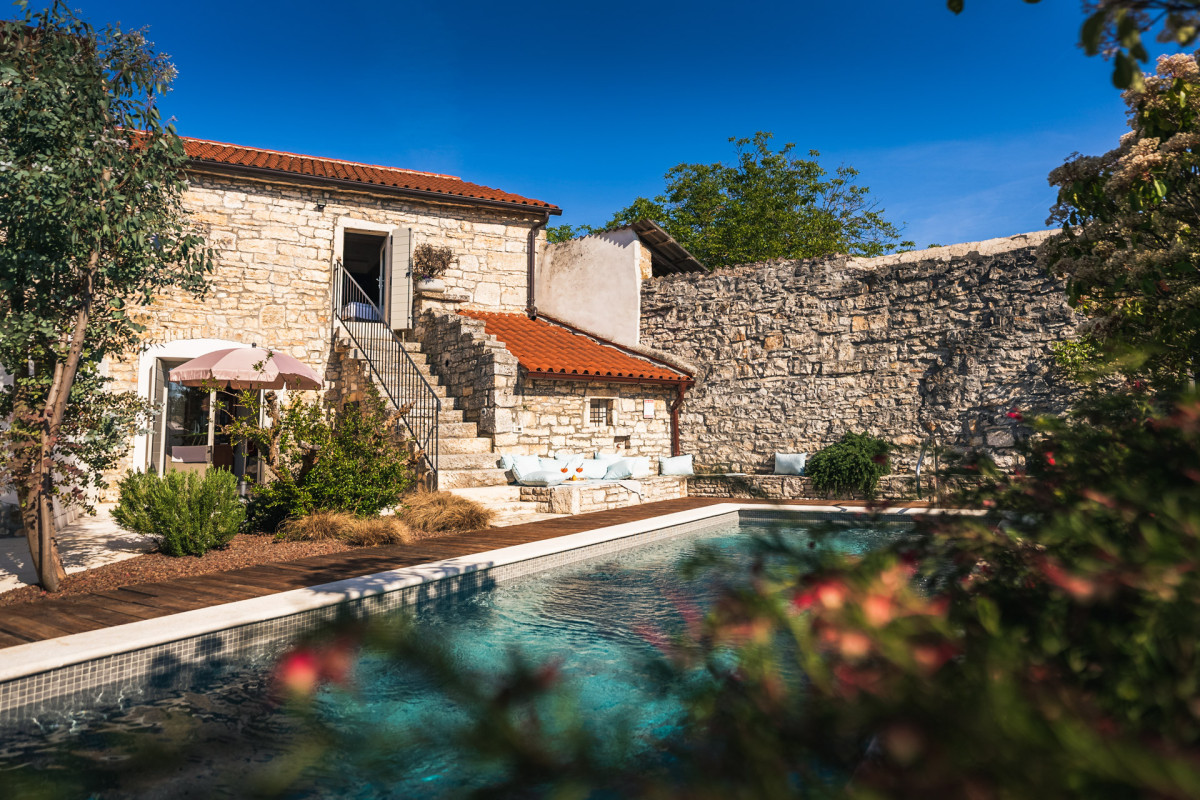 Villa Nar