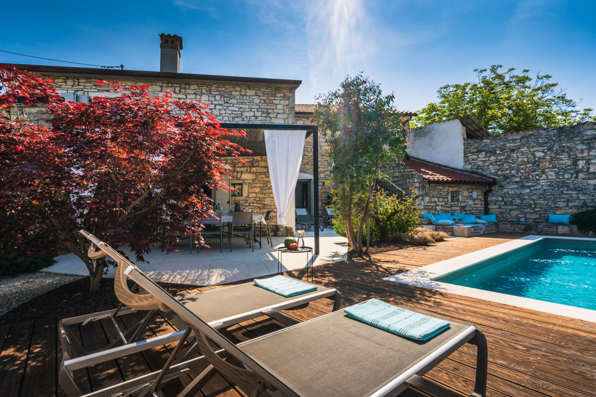 Villa Nar