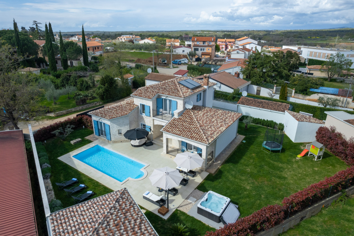 Villa LaDora