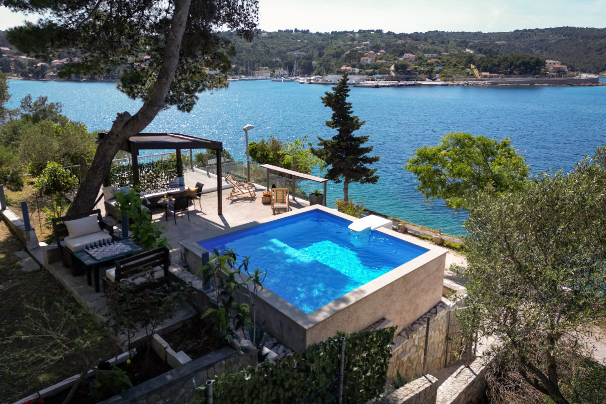 Villa Mistral
