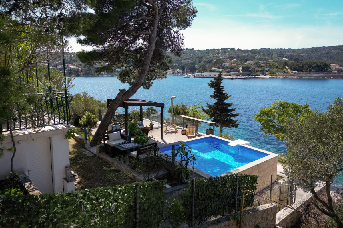 Villa Mistral