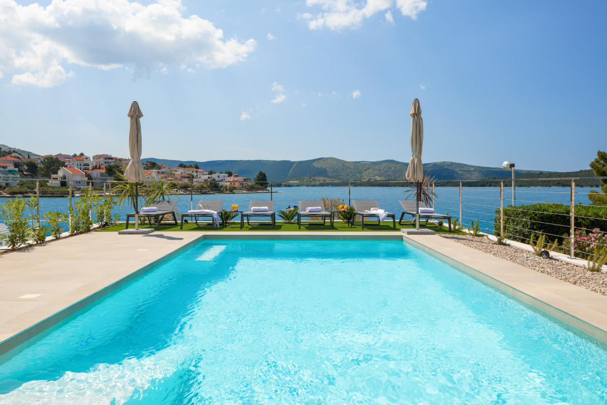 Beachfront Villa Pepera