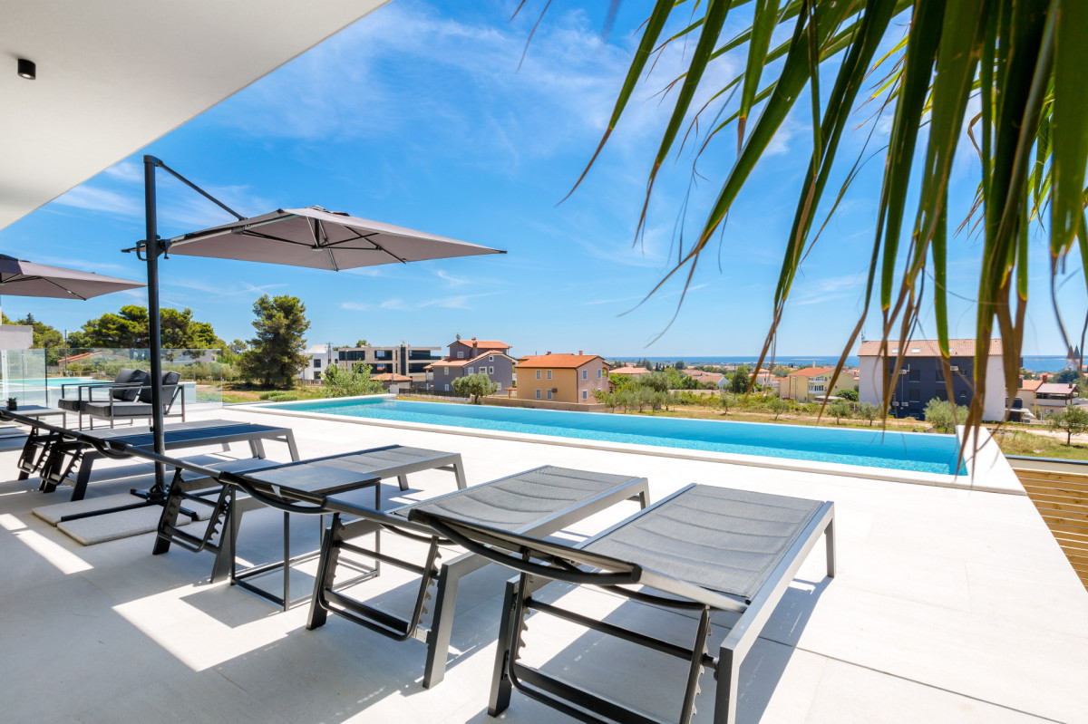 Villa Dali With Spa