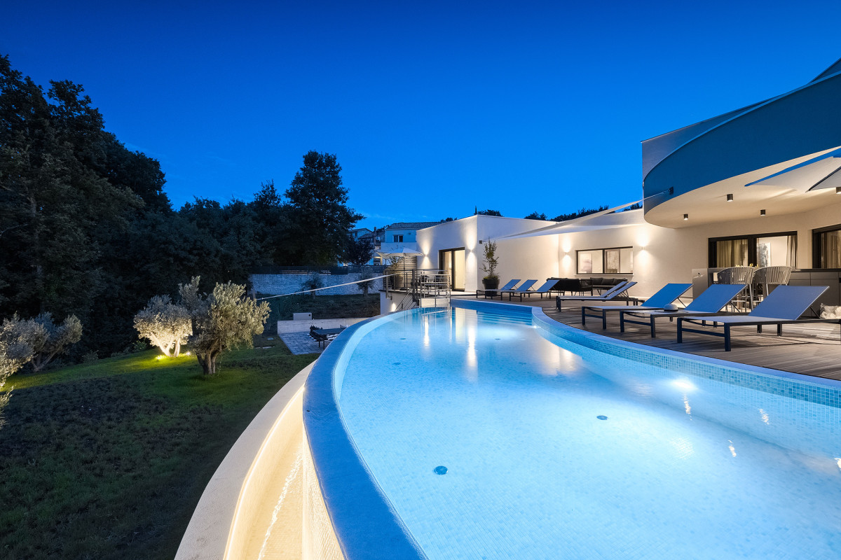 Villa Viktor Tireli