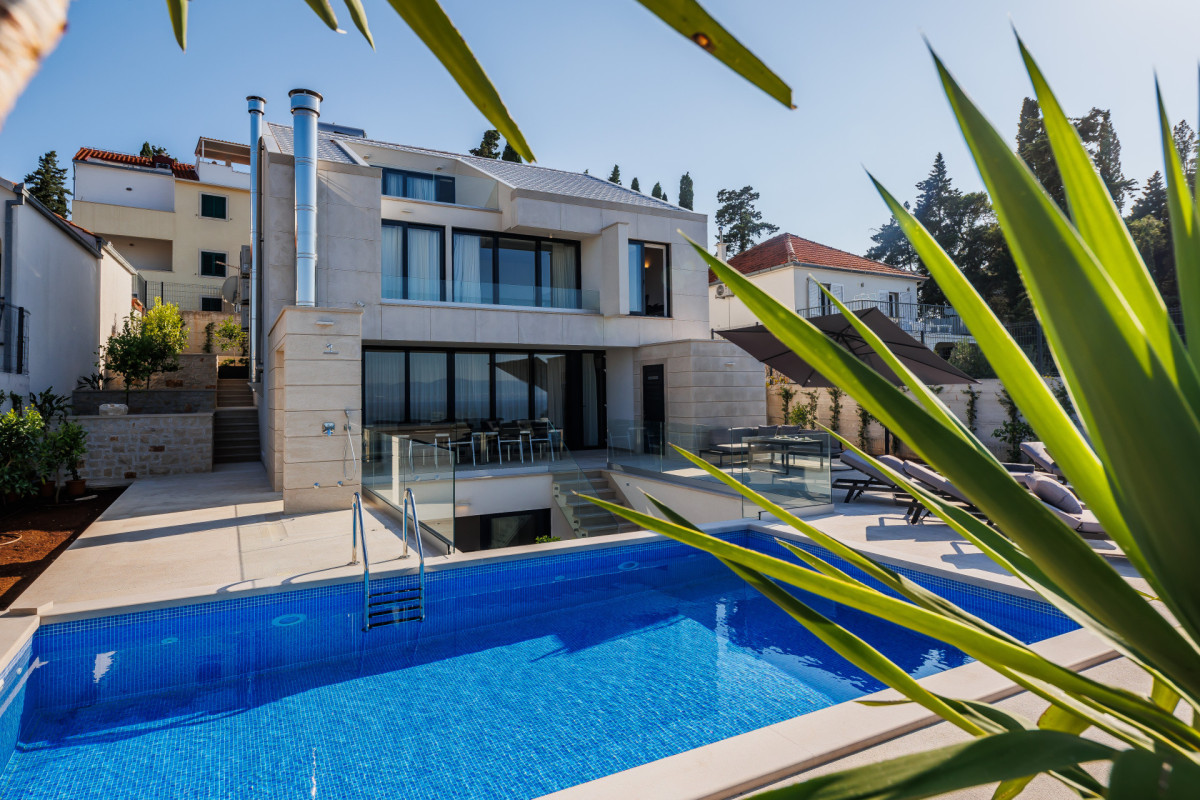 Villa T&T