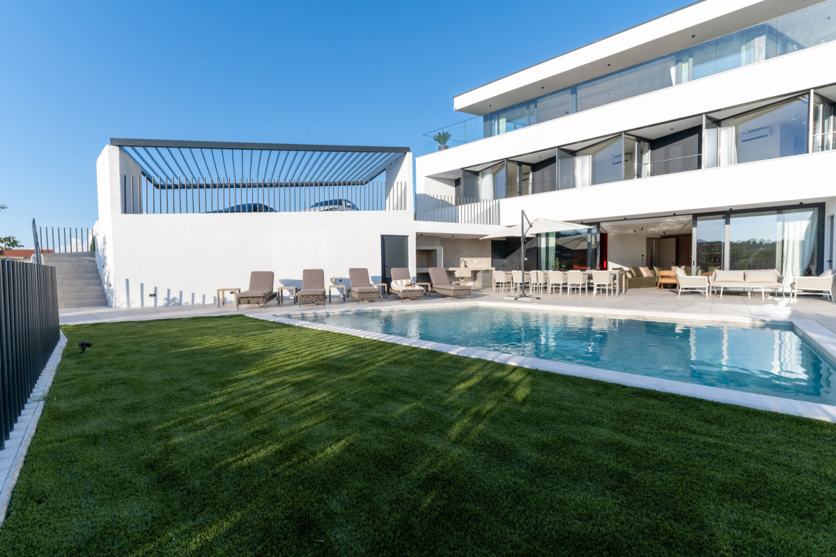 Villa Isola