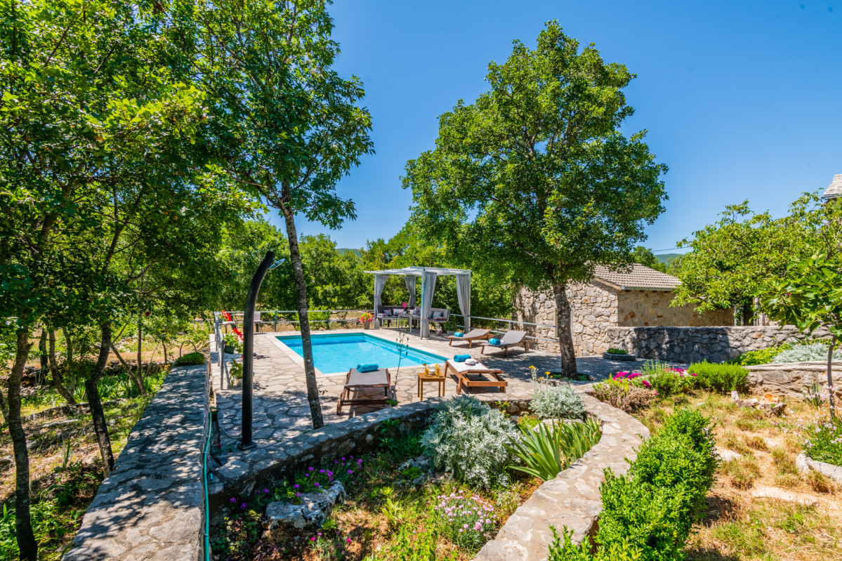 Villa Ognjistar