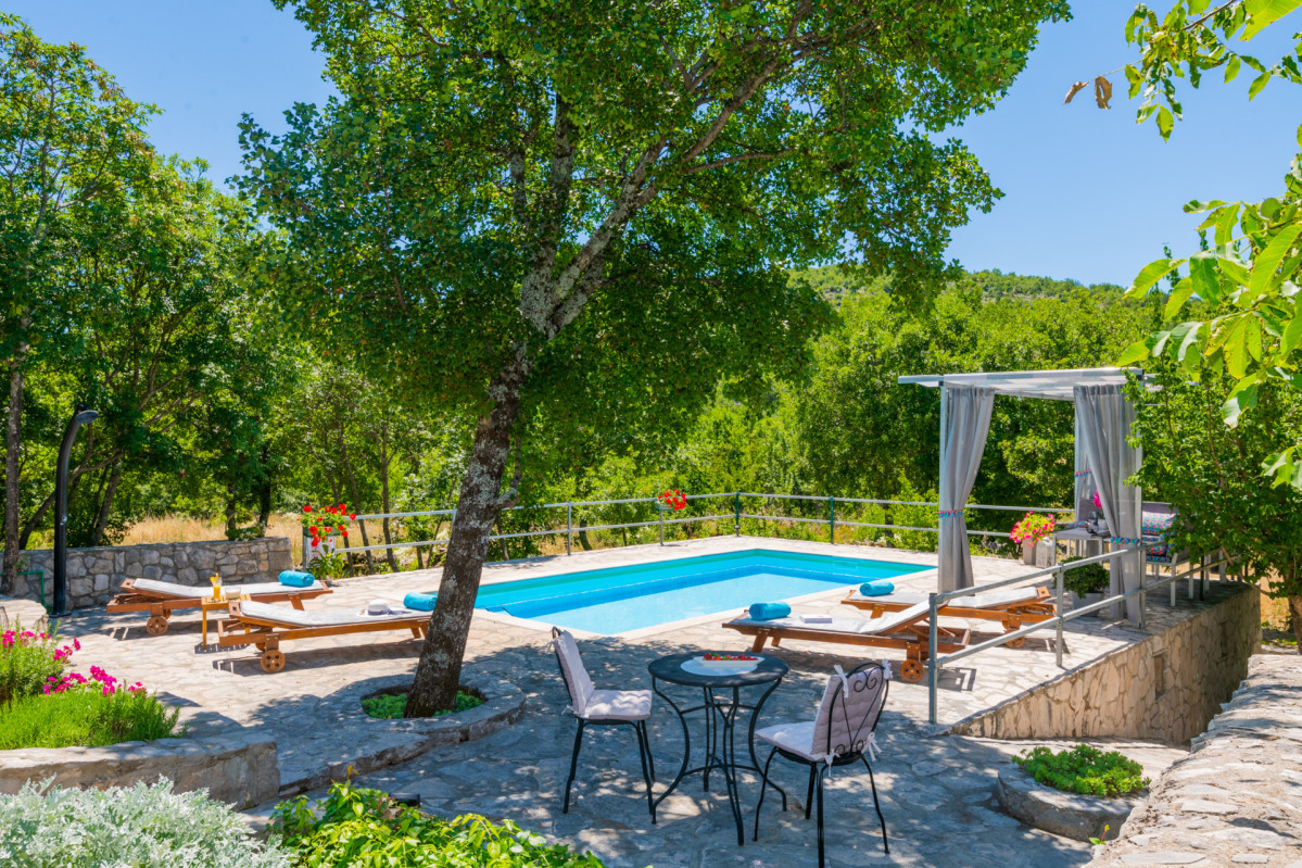 Villa Ognjistar